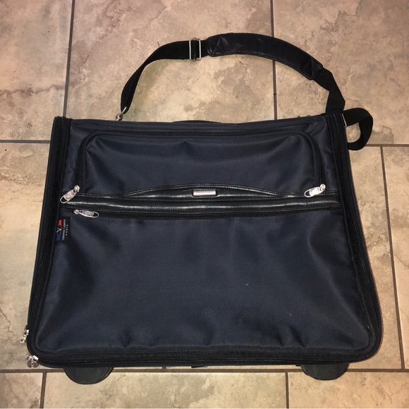 Valentino coupeau Paris  Wheeled Compact Garment Bag Suitcase, Luggage Rare Big - Picture 1 of 16